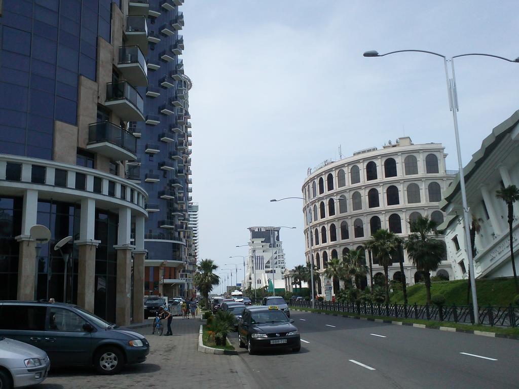 Apartments Batumi บาทูมิ ภายนอก รูปภาพ